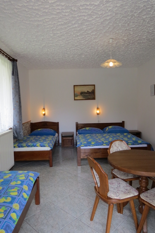 2-es apartman – Vízparti Apartmanház